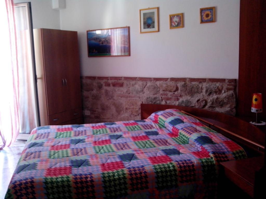 Bed&Breakfast La Casetta SantʼAlessio Siculo Pokój zdjęcie